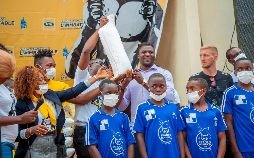 Cameroun : La Fondation Francis Ngannou et la Fondation MTN au chevet des couches sociales défavorisées de Batié