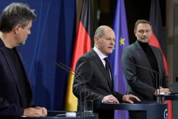 L’Allemagne assure la Pologne et l’Europe de l’Est de son soutien (Baerbock)