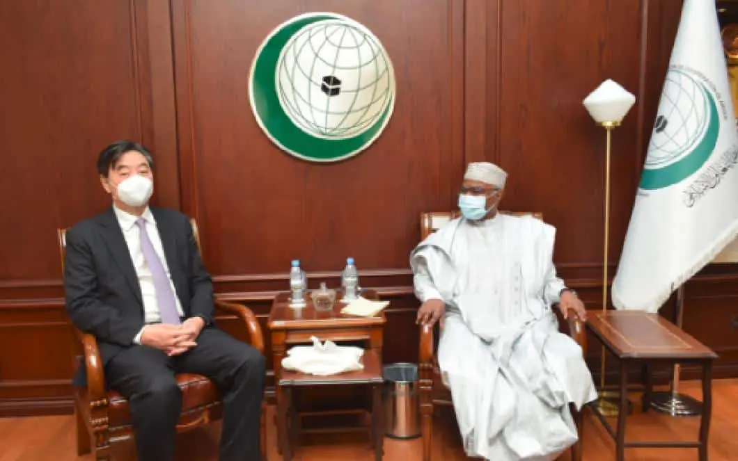 Le SG de l’Organisation de la Coopération Islamique reçoit l’Envoyé Spécial de la République populaire de Chine pour le Moyen-Orient
