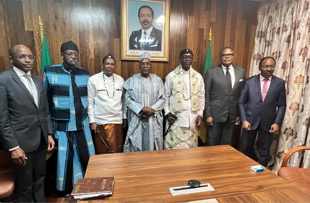 Le nouveau Roi d&rsquo;Akwa au Cameroun : Un allié précieux pour la Santé Publique