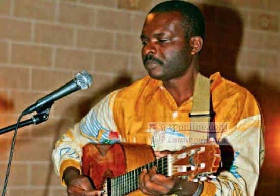 Cameroun – Coco Bertin : Le chanteur qui veut obtenir ses diplômes secondaires