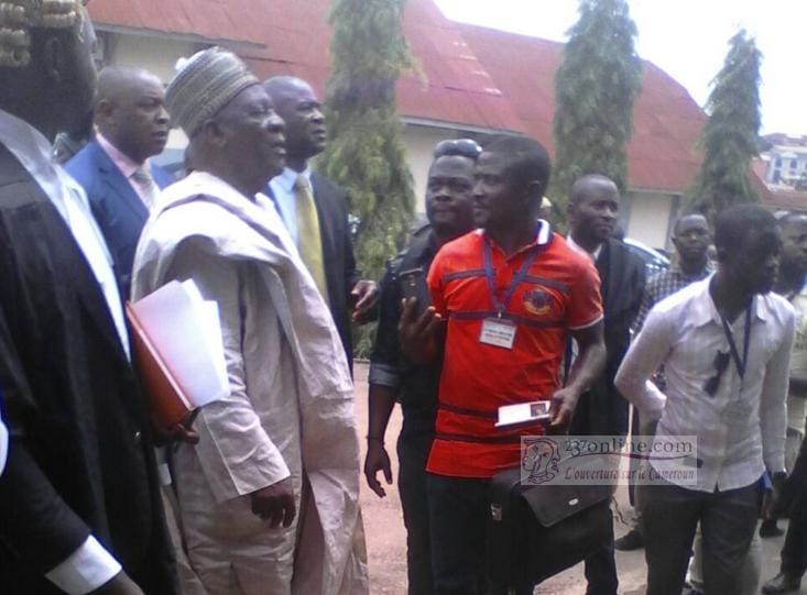 Cameroun: Fru Ndi sur le champ des hostilités