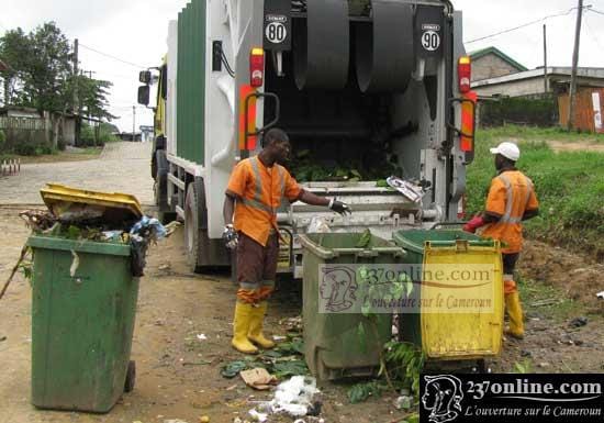 Cameroun – Ramassage des ordures: Hysacam met la pression sur l’État