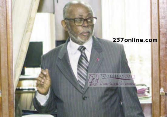 Cameroun: Trois diplomates chez le Minrex Lejeune Mbella Mbella