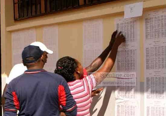 Cameroun: 1062 enseignants risquent la radiation en zone anglophone