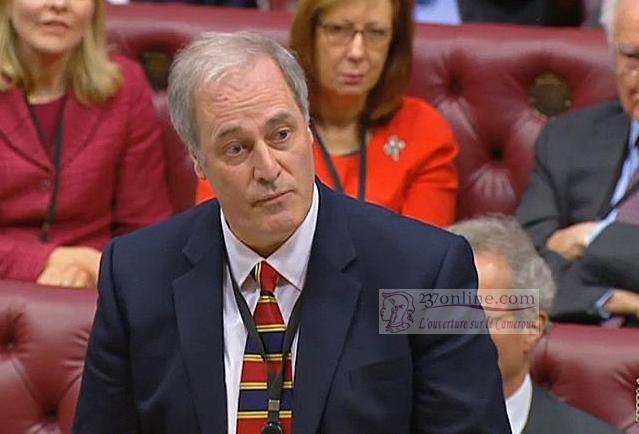 Un ministre britannique présente sa démission pour une minute de retard au Parlement