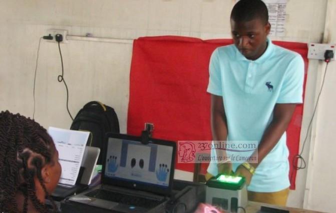 Cameroun: Plus de 50 000 cartes d’électeurs en souffrance dans le Littoral