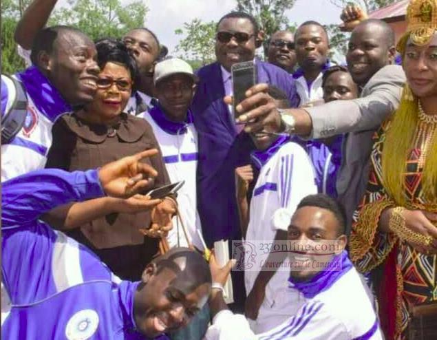 Cameroun: Le ministre Jean de dieu Momo lance le prix du meilleur entrepreneur jeune