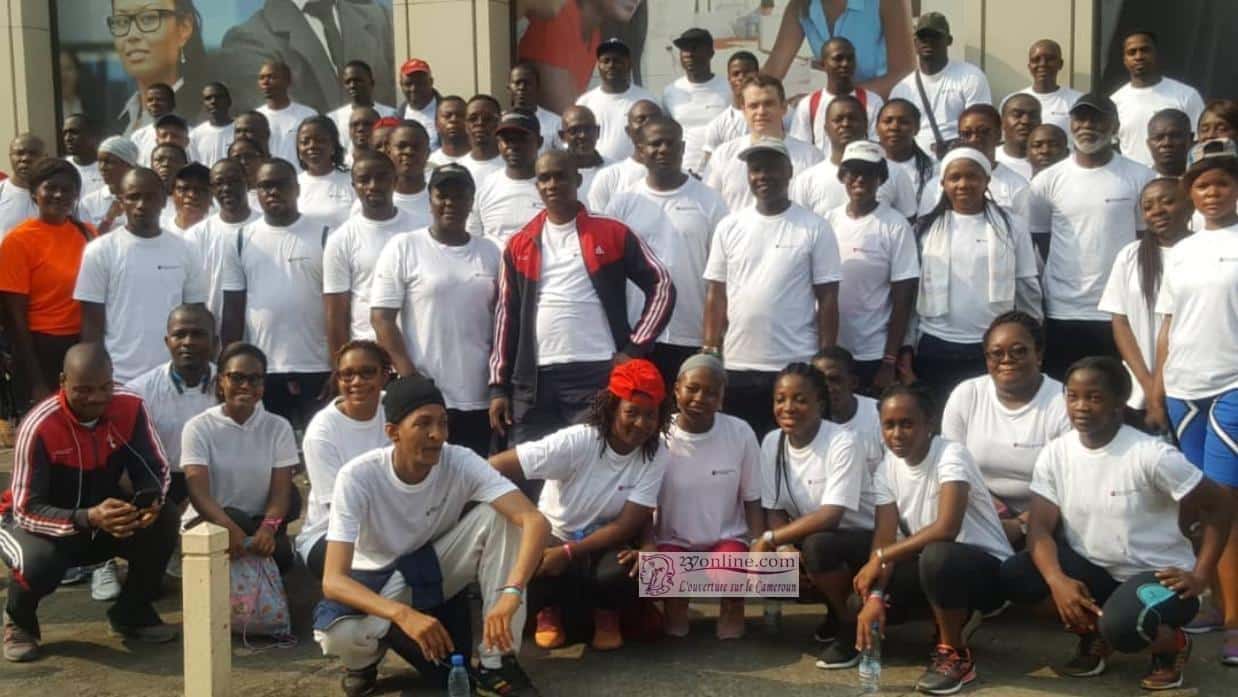 Citizen Commitment Time: Le personnel de SG Cameroun marche pour lever des fonds au profit des personnes vulnérables