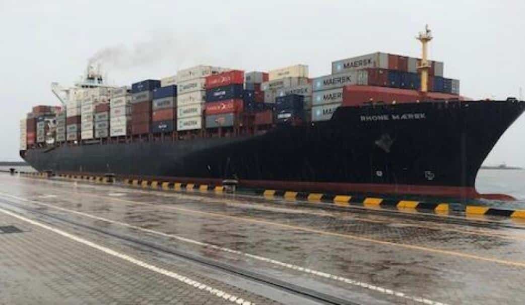 Bateau au Port de Kribi