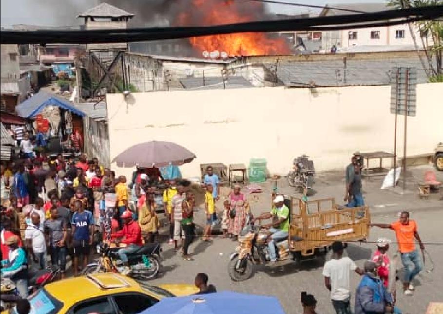 Prison de newbell incendie