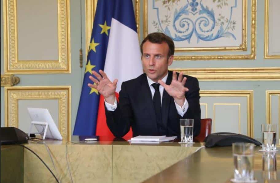 Emmanuel Macron qui parle