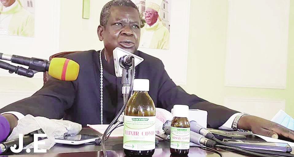 Coronavirus – Le Cameroun franchit la barre de 4000 guéris: Mgr Samuel Kléda présente ses médicaments miracles