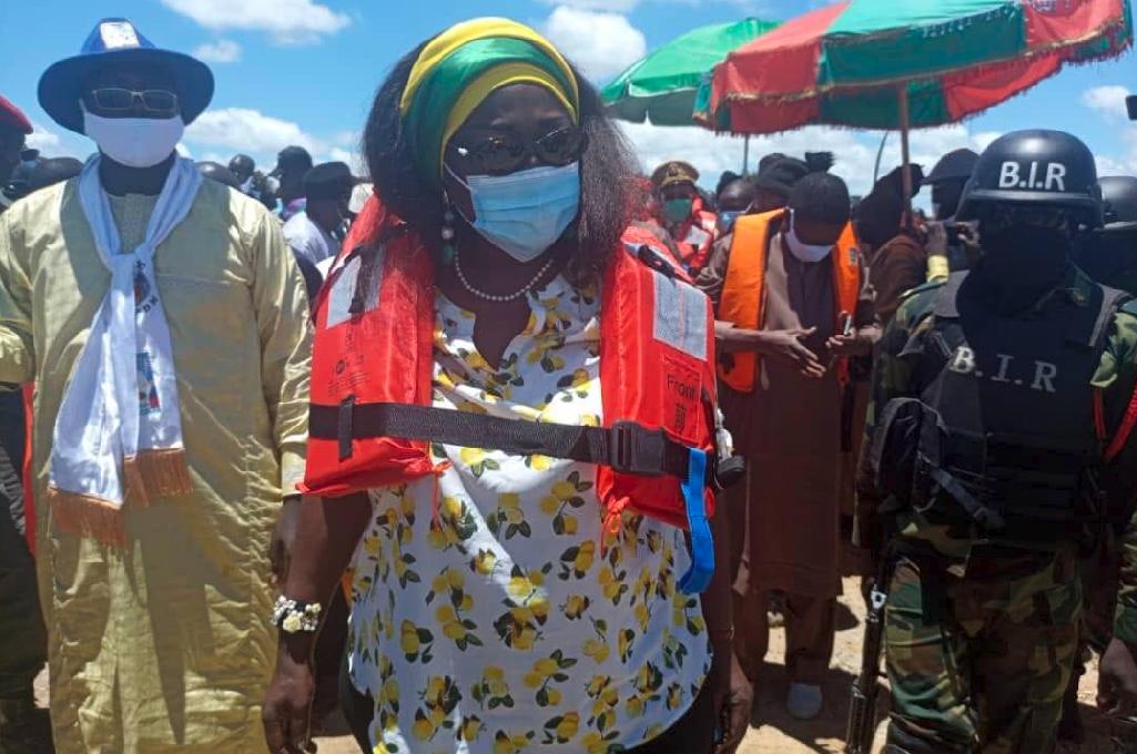CElestine Courtes escortée à Maroua