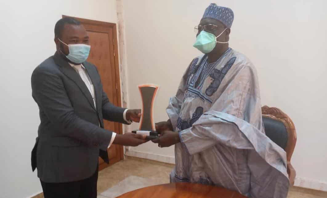 Le ministre Mounouna Foutsou primé