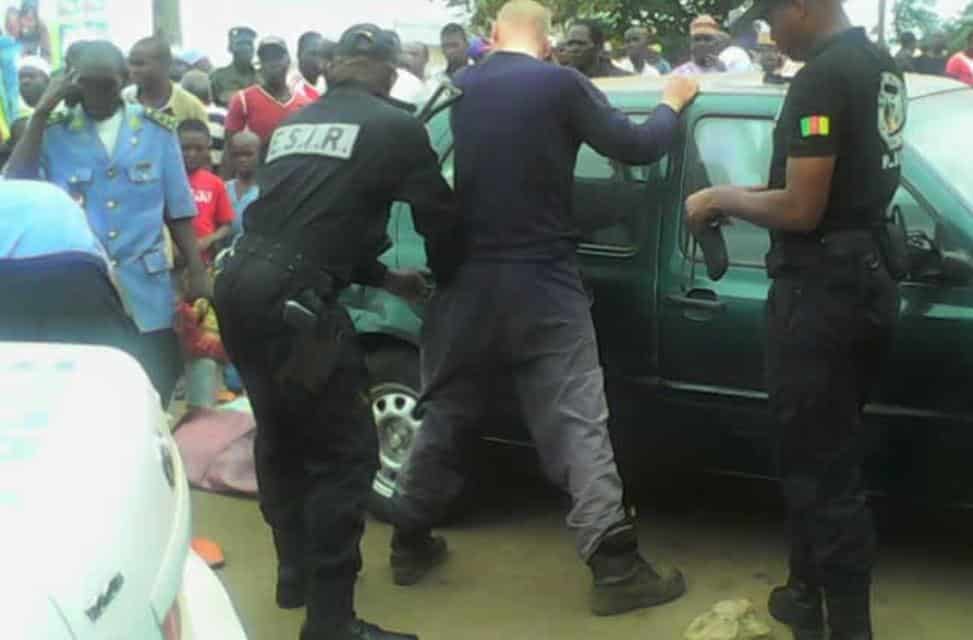 Cameroun : La fouille des portables, une nouvelle pratique policière à Yaoundé