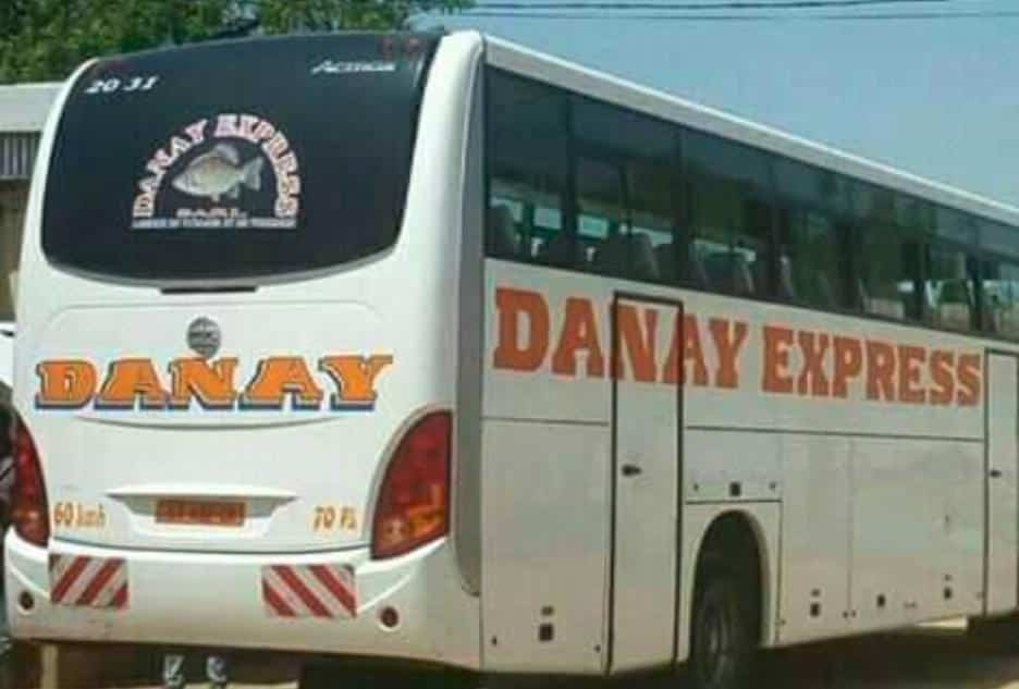 Quatre morts dans un dérapage d’un bus de l’agence Danay Express