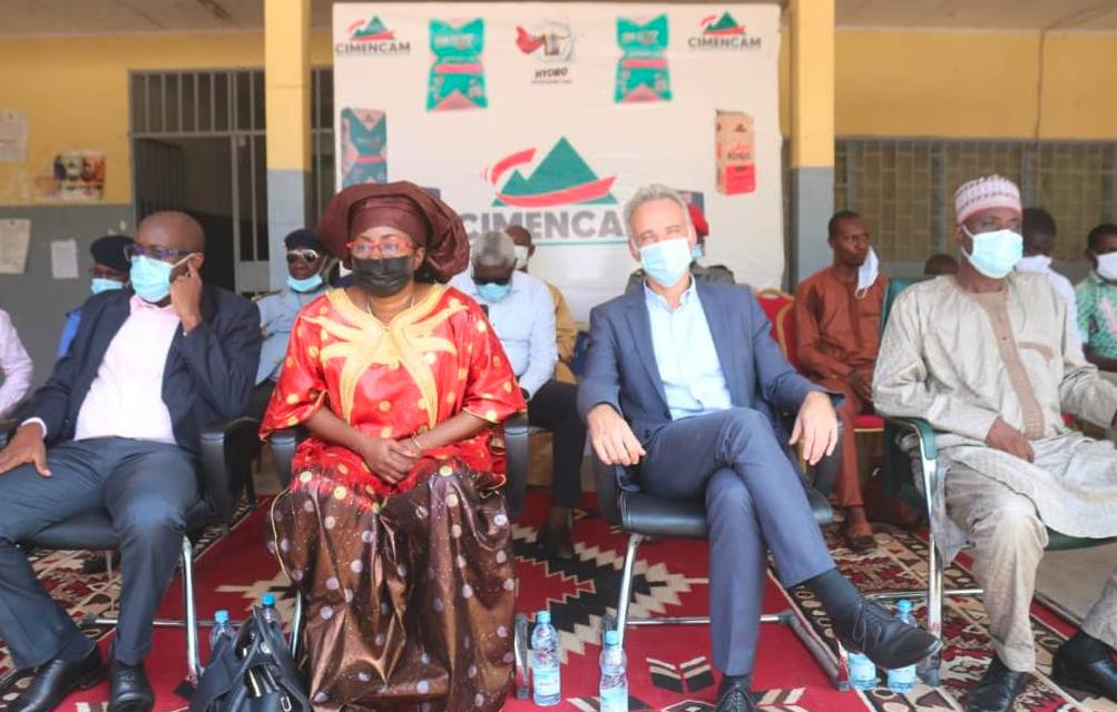 Cimencam contribue à l’obtention de 556 actes de naissance dans le Nord-Cameroun 2 cimencam a figuil2