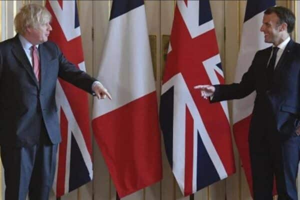 Emmanuel Macron et Boris Johnson ont convenu de réduire les tensions entre les deux pays