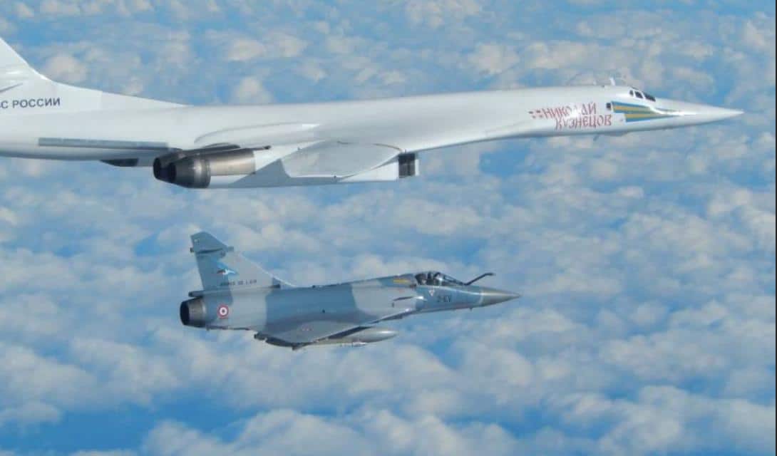 avions russes Tu-160