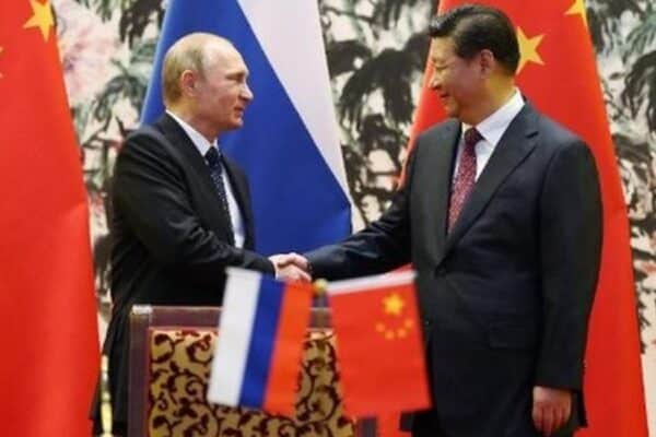 Moscou souhaite que ses relations avec Pékin connaissent un développement durable