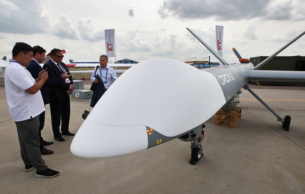 La Russie négocie avec des étrangers sur le drone Orion-E au salon Dubai Airshow 2021