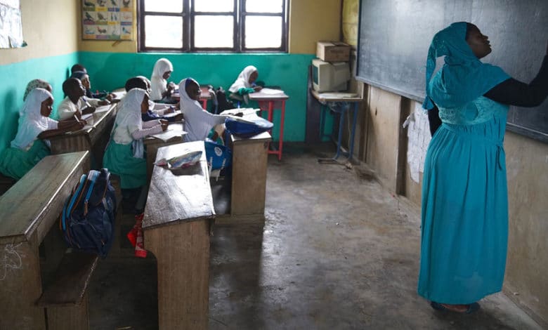 Au Cameroun, la violence touche plus de 700.000 enfants en raison de la fermeture des écoles 1 au cameroun la violence touche plus de 700 000 enfants en raison de la fermeture des ecoles