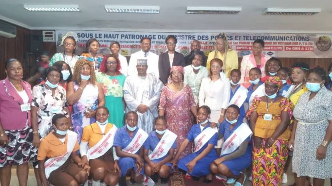 Cameroun : le rôle de la femme dans la lutte contre la cybercriminalité et la cyber délinquance 1 cameroun le role de la femme dans la lutte contre la cybercriminalite et la cyber delinquance