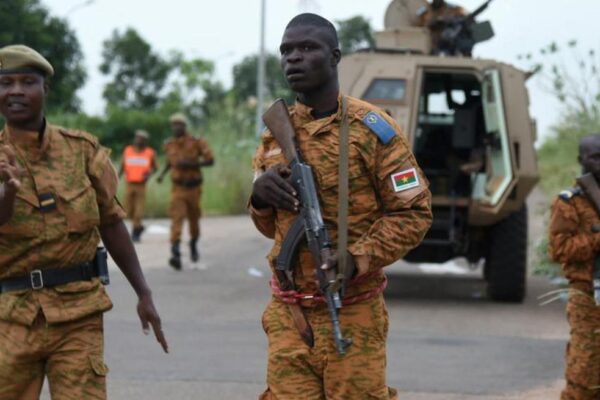 Au moins 28 corps ont été découverts dans le nord-ouest du Burkina Faso (gouvernement)