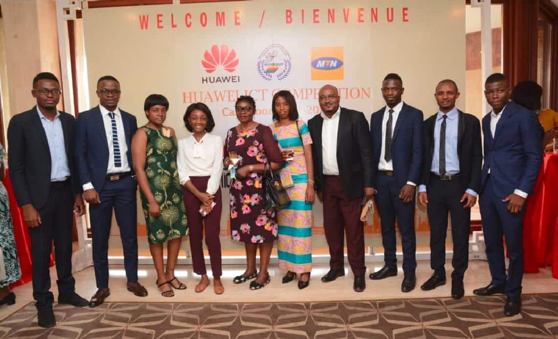 Huawei ICT Competition : les 10 vainqueurs de la finale nationale 2021-2022 primés à Yaoundé