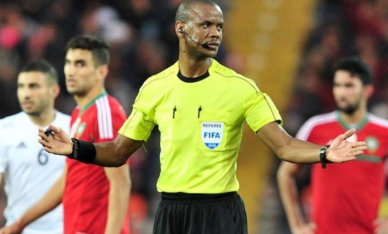 La fin du match sifflée 2 fois prématurément lors de la Coupe d'Afrique des Nations 1 Janny Sikazwe