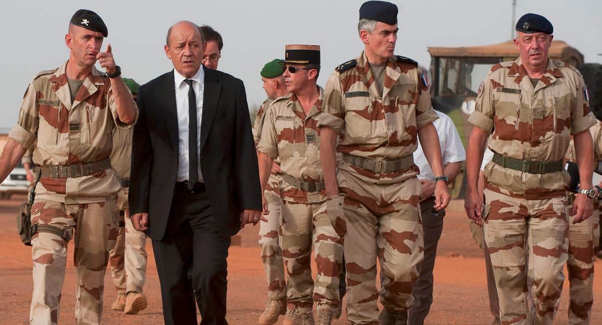 Jean-Yves Le Drian en Afrique