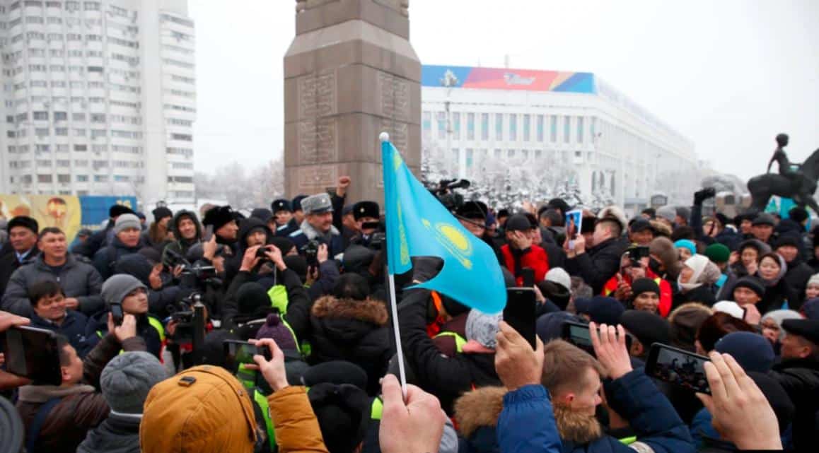 Plus de 5.100 personnes ont été arrêtées lors des émeutes au Kazakhstan (police)