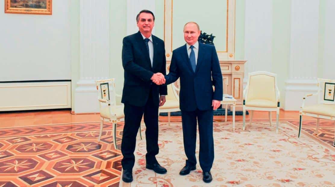 Poutine et Bolsonaro se rencontreront au Kremlin sans mesures anti-Covid supplémentaires