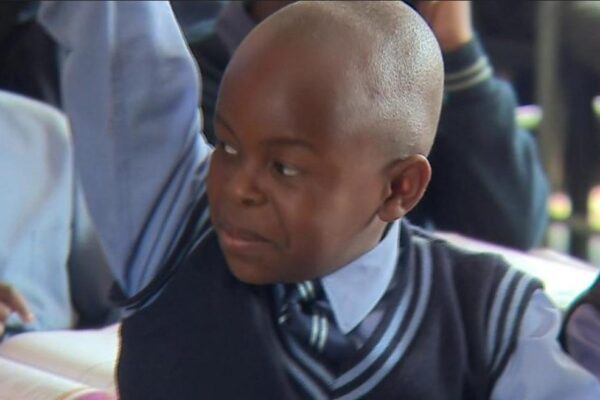 Cameroun : Voici Mvondo, le super petit génie de 5 ans [VIDEO]