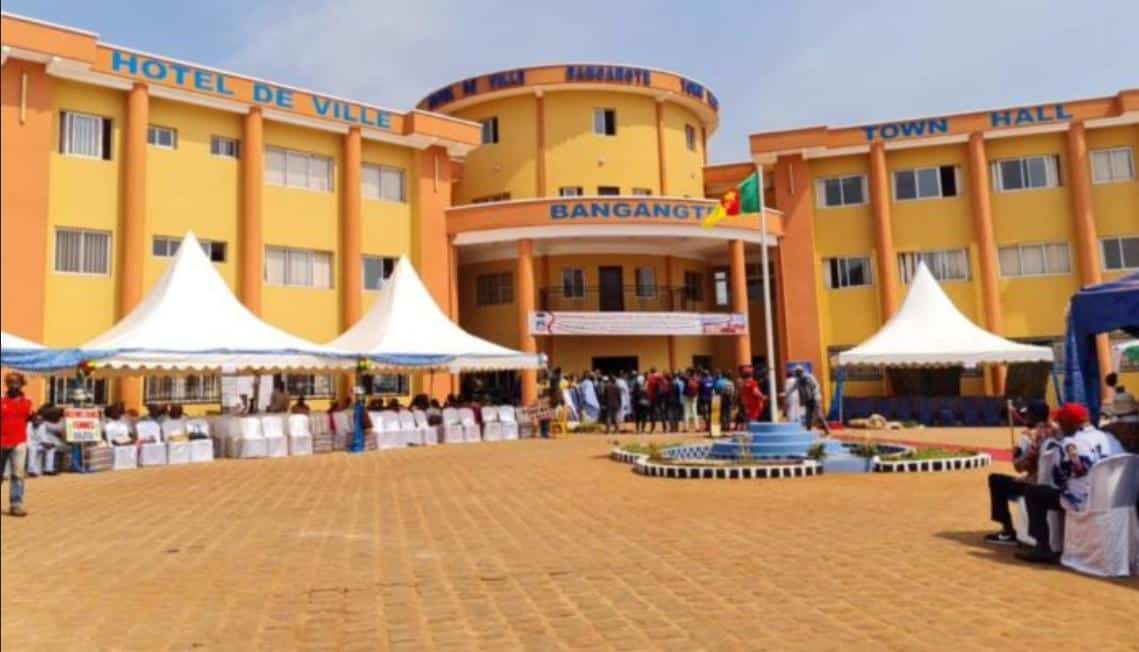 Cameroun : Inauguration de l’Hôtel de ville de Bangangté sous fond de réconciliation