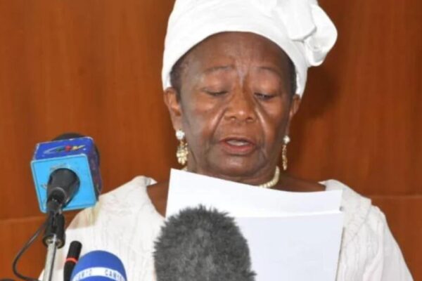 Assemblée nationale : Laurentine Koa Mfegue évite les sujets qui fâchent