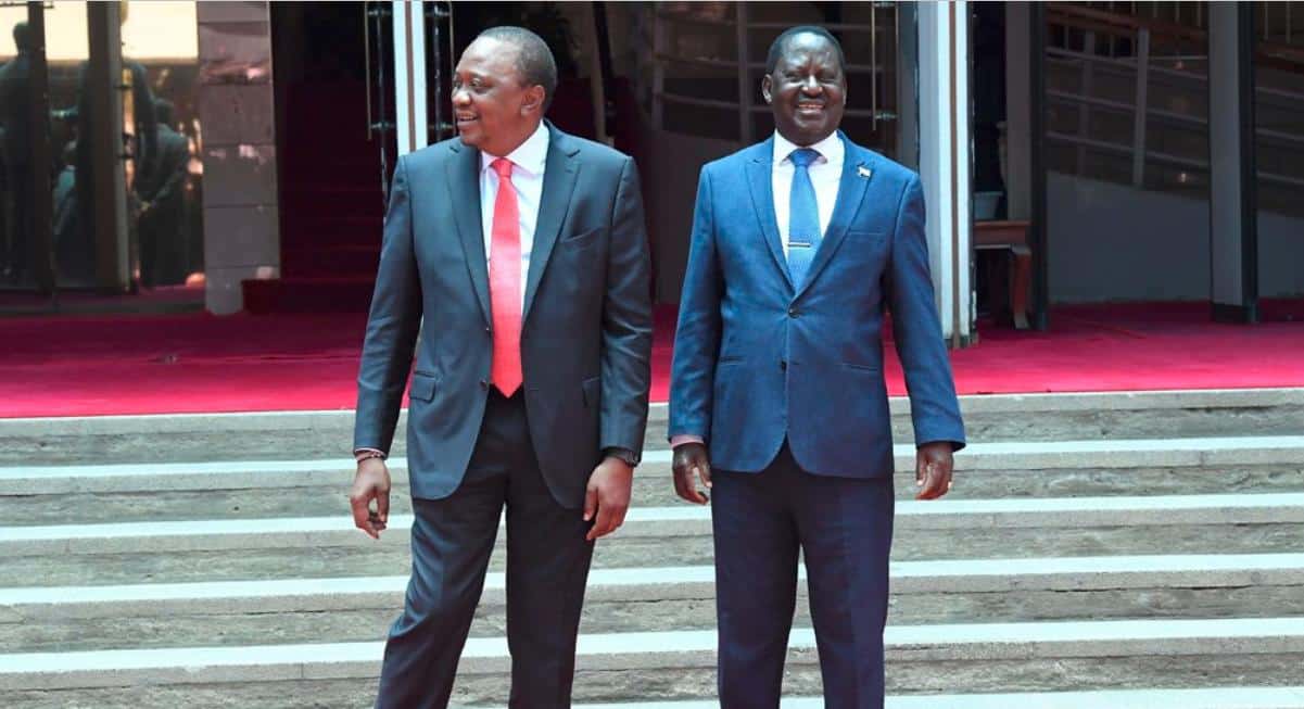 Kenya: Uhuru Kenyatta soutient son ancien rival Raila Odinga pour la présidentielle