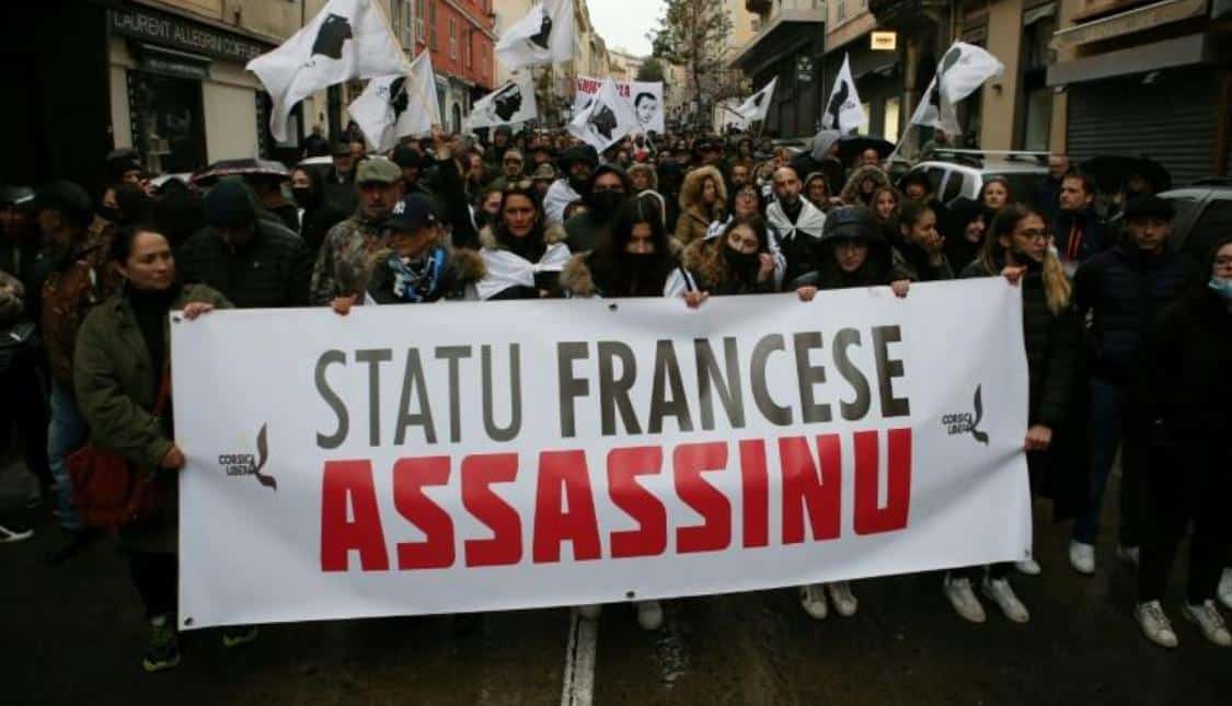 Quelque 40 personnes blessées lors des manifestations en Corse (préfecture)