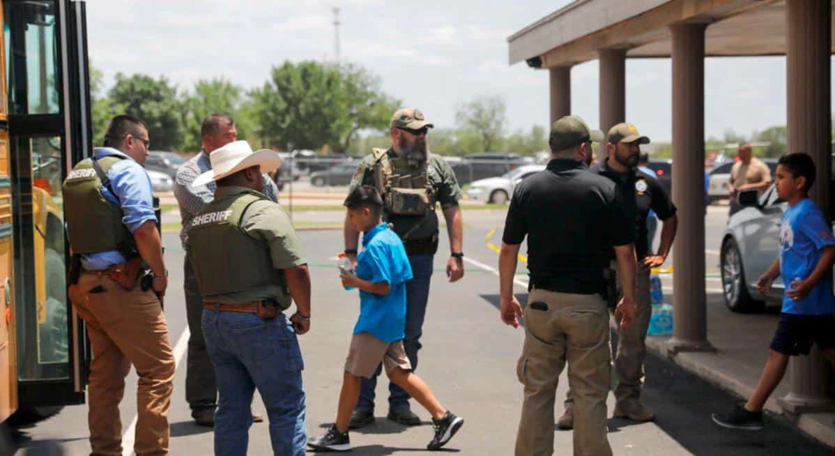 États-Unis: 14 enfants tués dans une fusillade à l’école