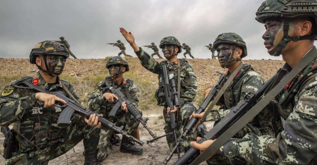 Le ministère chinois de la Défense annonce que l’armée est placée en état d’alerte