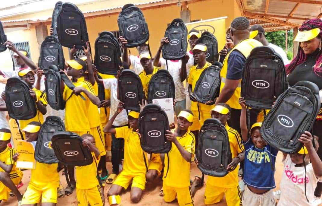 La Fondation MTN soutient les rentrées scolaires des enfants défavorisés au Cameroun