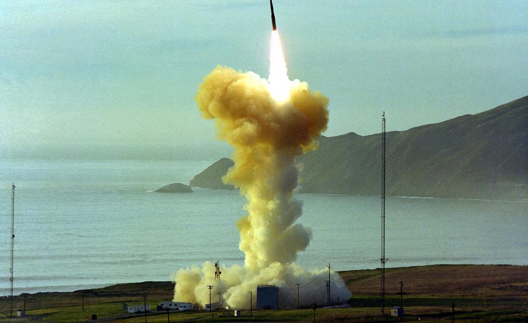 Les États-Unis effectueront demain un tir d’essai d’un missile Minuteman III (Pentagone)