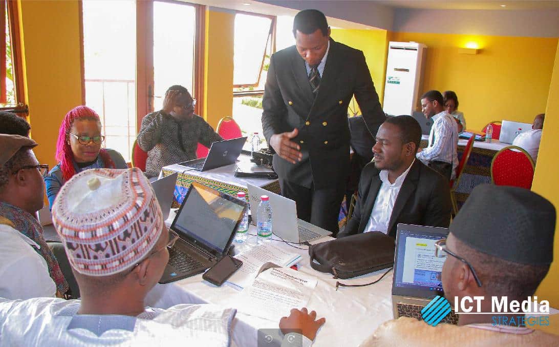 Communication digitale : renforcement des capacités des responsables de la communication du Programmes C2D à Bafoussam