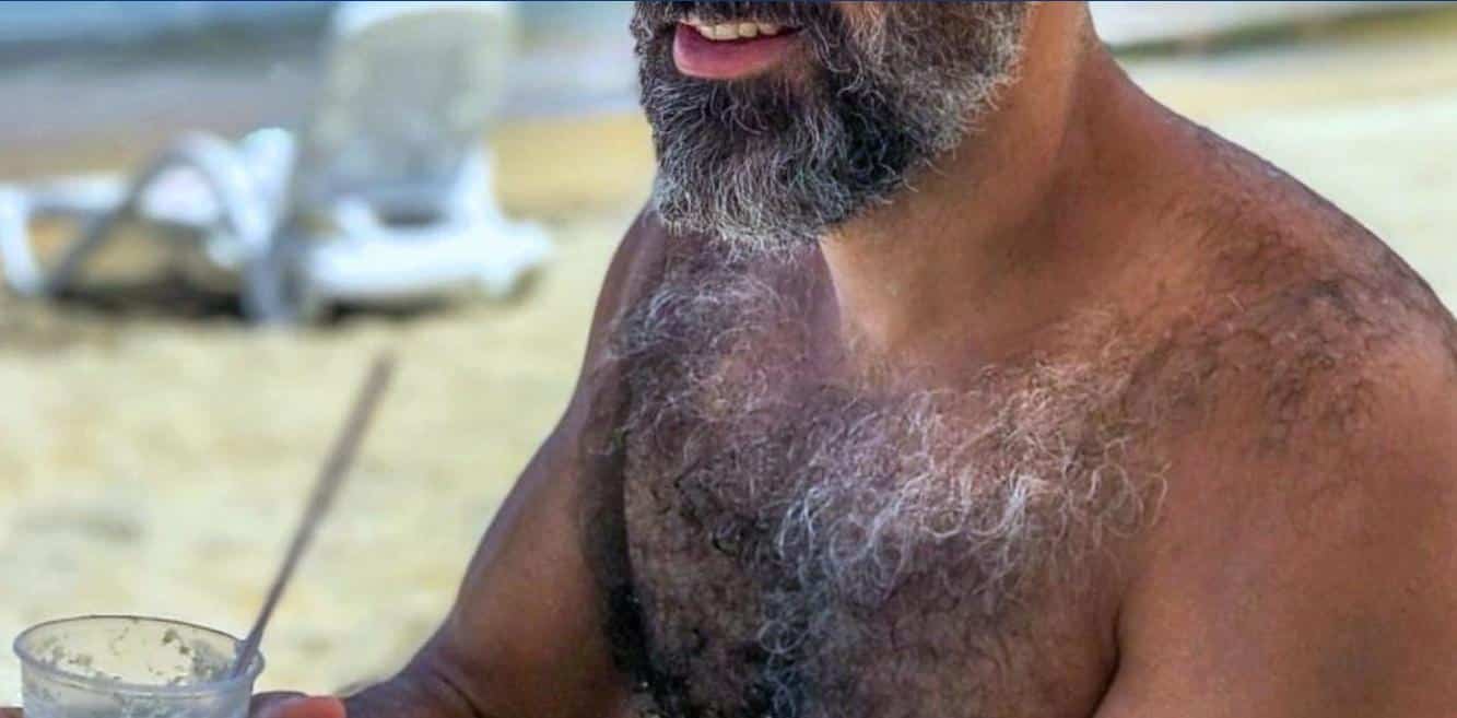 80% des femmes préfèrent les hommes sans poils sur la poitrine