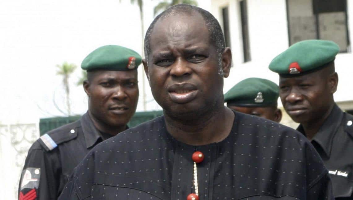 Les États-Unis restituent 954 000 dollars détournés au Nigeria par un ancien gouverneur de l’État de Bayelsa