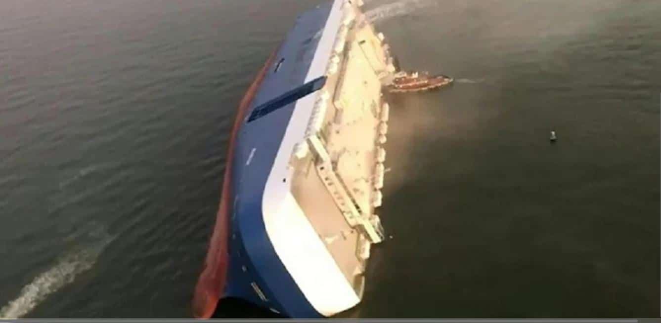 Un navire camerounais échoue dans les eaux gabonaises : les causes de l’accident révélées