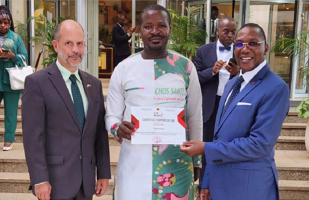Dr Manaouda Malachie félicite le Groupe ECHOS SANTE