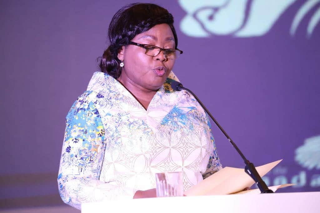 le role de la femme dans la consolidation de la paix et de la democratie suscite un debat en angola