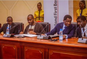 Afriland First Bank, Communes et Villes Unies du Cameroun